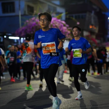 Runner Photo 1185120