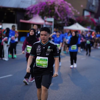 Runner Photo 1186371