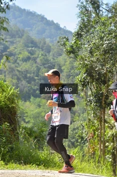 Runner Photo 1189234