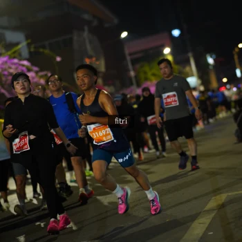 Runner Photo 1190893
