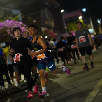 Runner Photo 1190894
