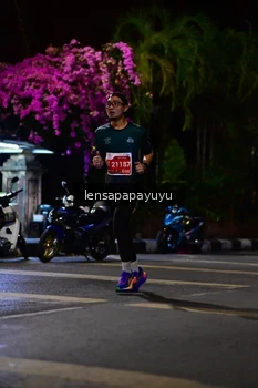 Runner Photo 1191994