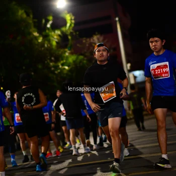 Runner Photo 1192130