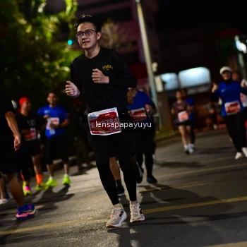 Runner Photo 1192547