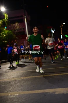 Runner Photo 1193130