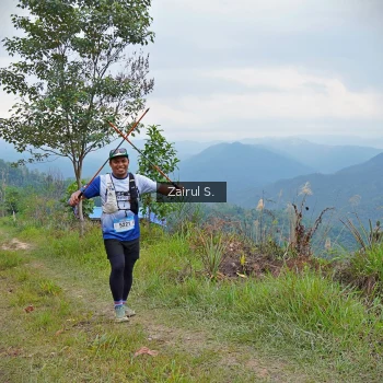 Runner Photo 1193943
