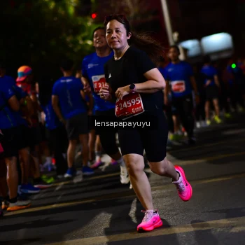 Runner Photo 1194116