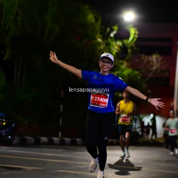 Runner Photo 1194135