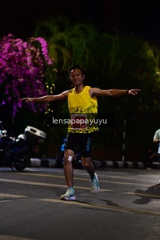 Runner Photo 1194222