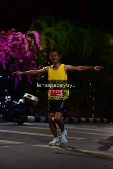 Runner Photo 1194246