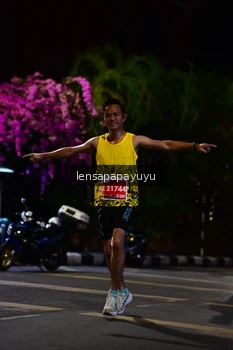 Runner Photo 1194265