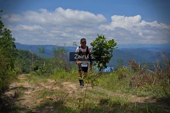Runner Photo 1194432