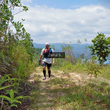 Runner Photo 1194647