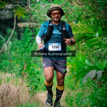 Runner Photo 1195348