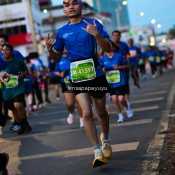 Runner Photo 1196503