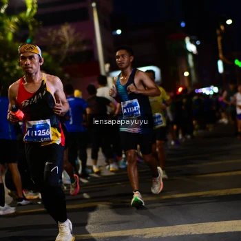 Runner Photo 1196538