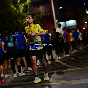 Runner Photo 1196877