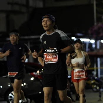 Runner Photo 1197365