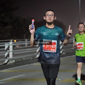 Runner Photo 1197654