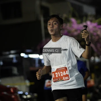Runner Photo 1198240