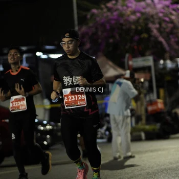 Runner Photo 1198391