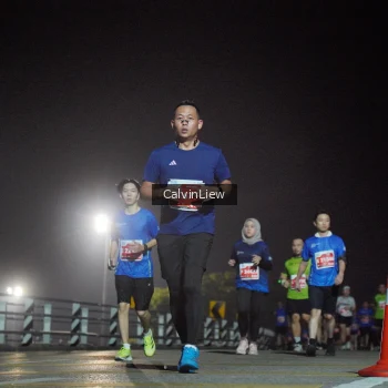 Runner Photo 1199131