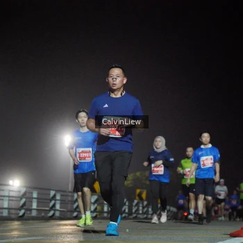Runner Photo 1199134