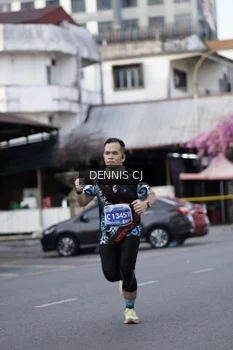 Runner Photo 1200756