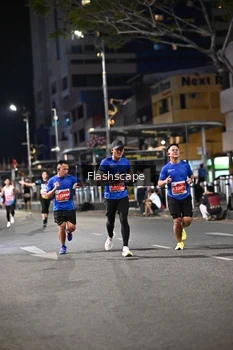 Runner Photo 1200799