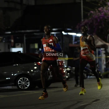 Runner Photo 1200876