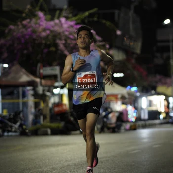 Runner Photo 1201075