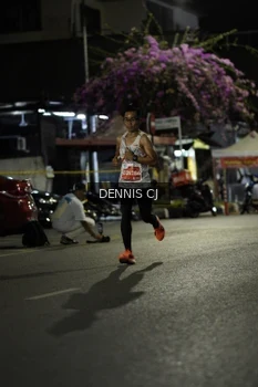 Runner Photo 1201340