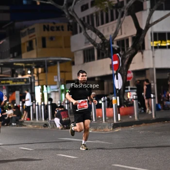 Runner Photo 1201475