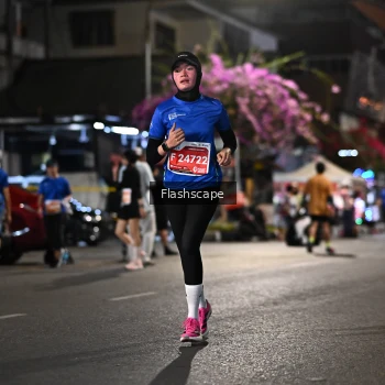 Runner Photo 1202060