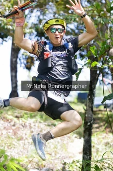 Runner Photo 12021