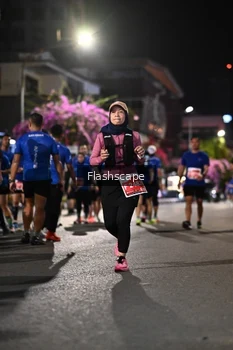 Runner Photo 1202148