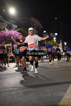 Runner Photo 1202182