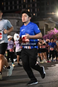 Runner Photo 1202373
