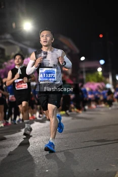 Runner Photo 1202375