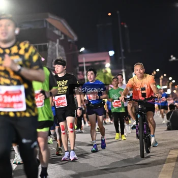 Runner Photo 1202398