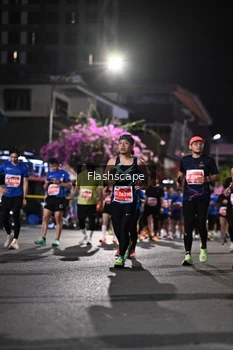 Runner Photo 1202459