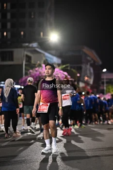 Runner Photo 1202987