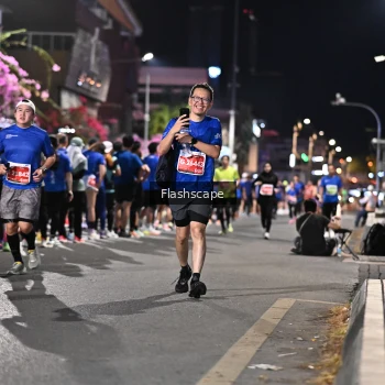 Runner Photo 1203107