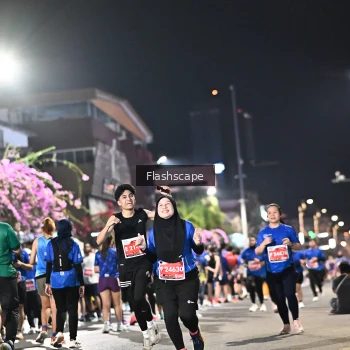Runner Photo 1203373