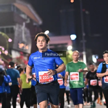 Runner Photo 1203598