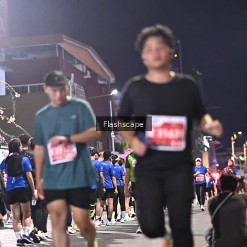 Runner Photo 1203885