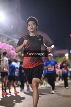 Runner Photo 1203888