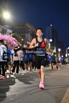 Runner Photo 1204165