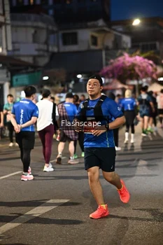 Runner Photo 1204245