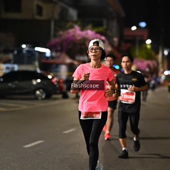 Runner Photo 1204669